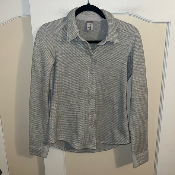 Stio Thermop Fleece Snap Button Up Shacket in Light Gray Size: Small - Picture 1 of 13